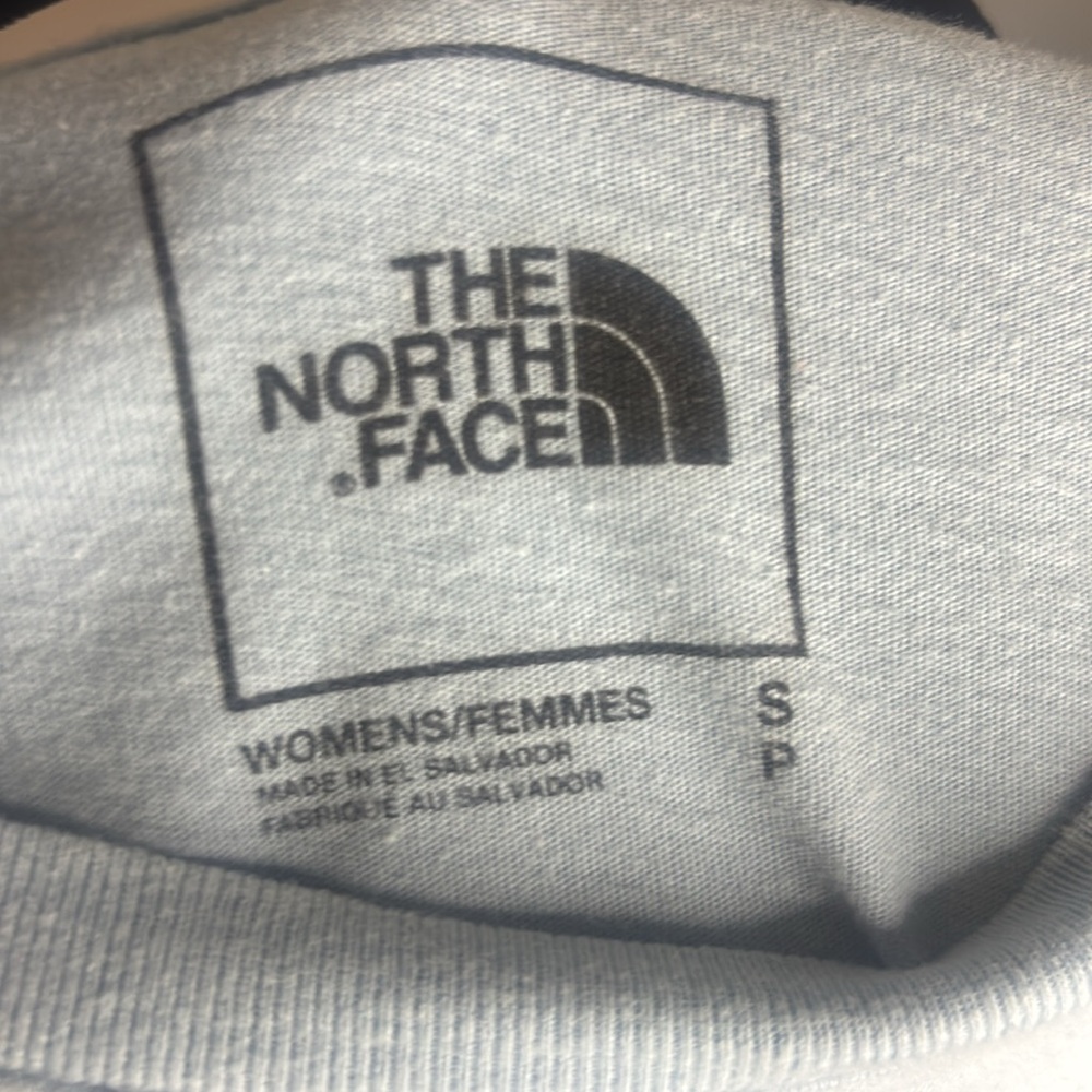 The North Face Long Sleeve Tshirt - Picture 3 of 3